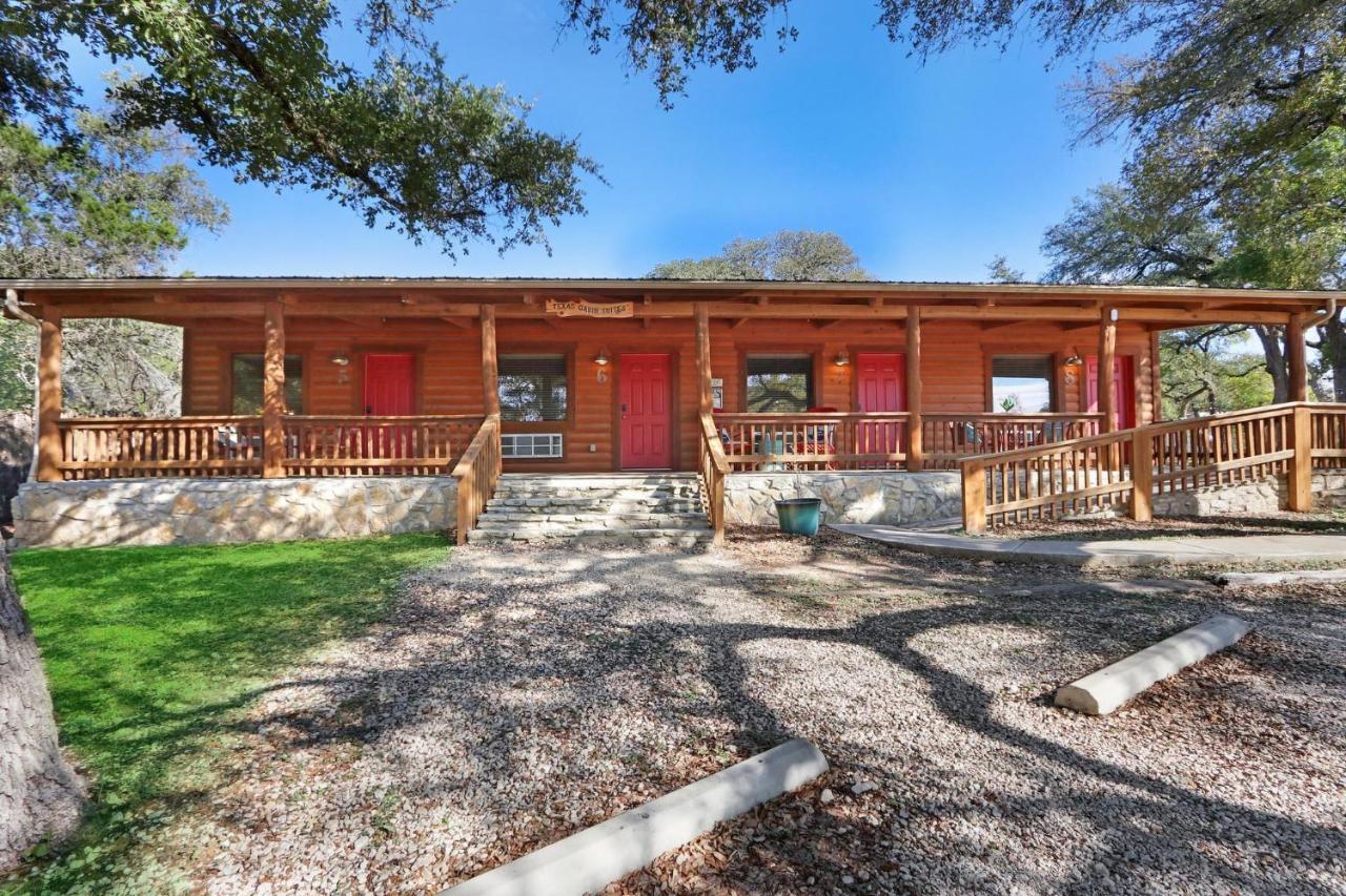 Wimberley Log Cabins Resort And Suites- Unit 8 المظهر الخارجي الصورة